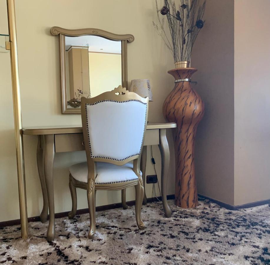 Hotel Rosa Blu Tiranë Luaran gambar