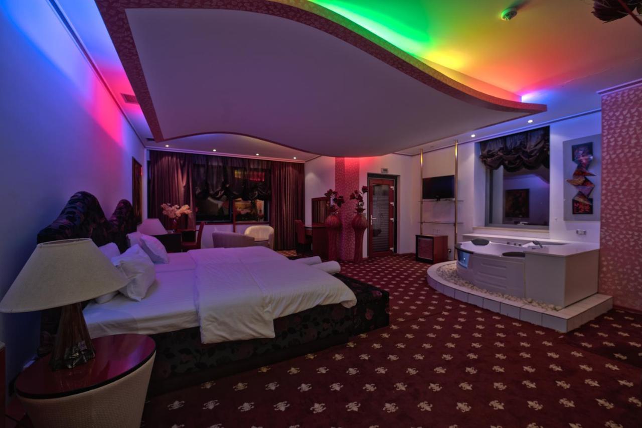 Hotel Rosa Blu Tiranë Luaran gambar