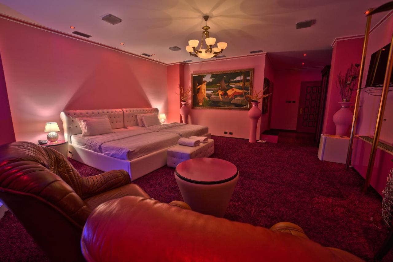 Hotel Rosa Blu Tiranë Luaran gambar
