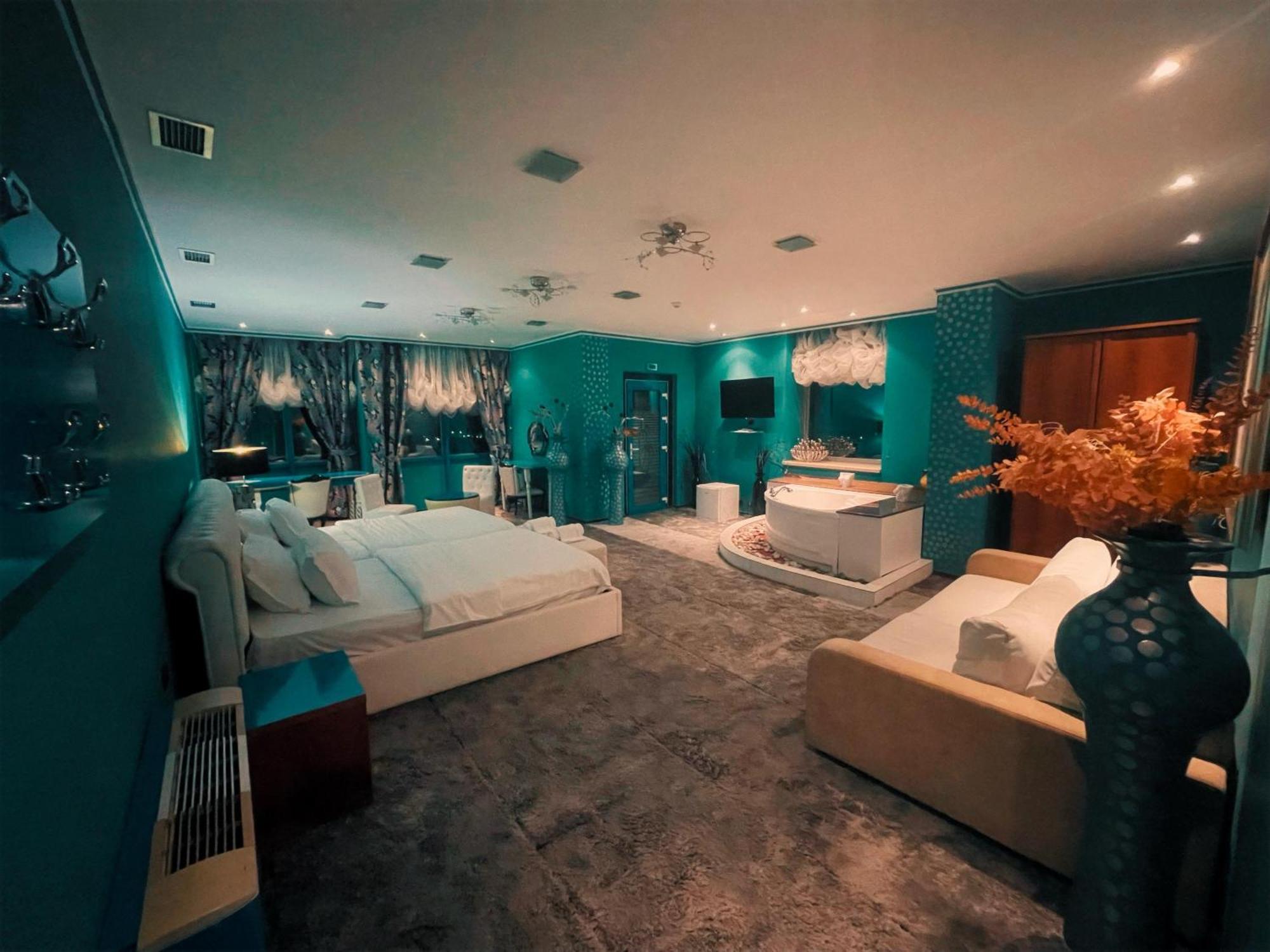 Hotel Rosa Blu Tiranë Luaran gambar